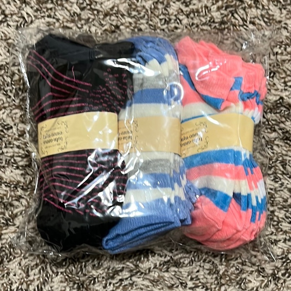 15 pairs of no show socks